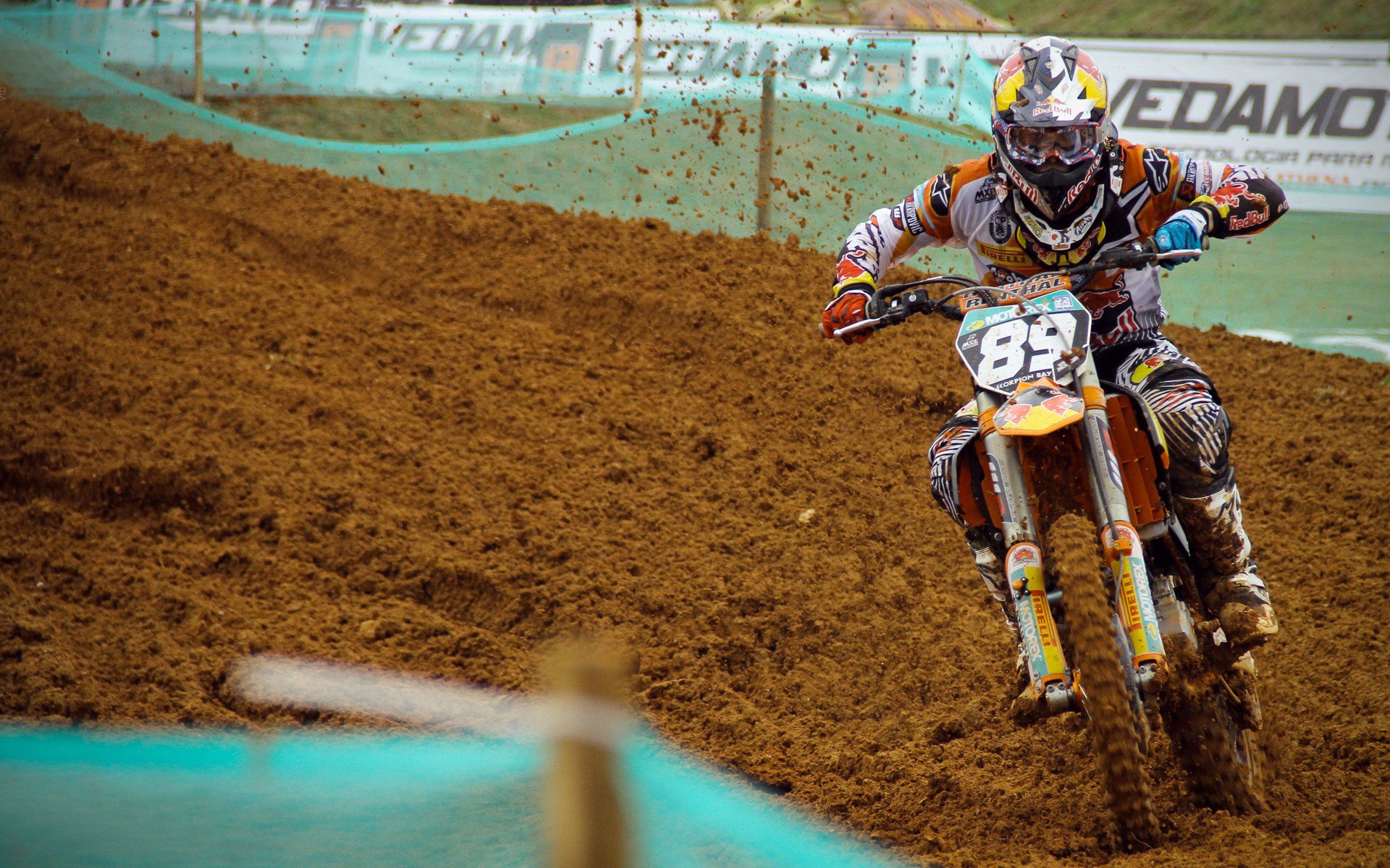 西甲“数字足球”推广,不断革新比赛体验,足球数字设计